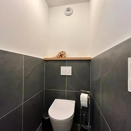 Apartment Homency - L'expression B11